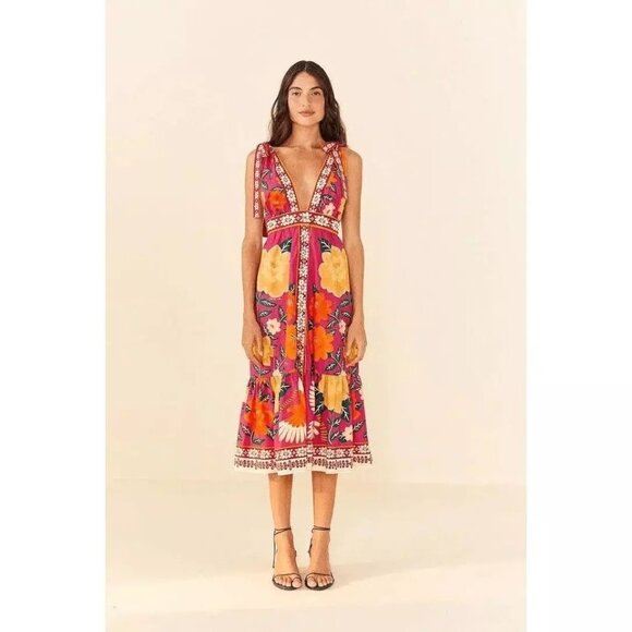 FARM Rio Dresses & Skirts - FARM Rio Flower Tapestry Midi Dress